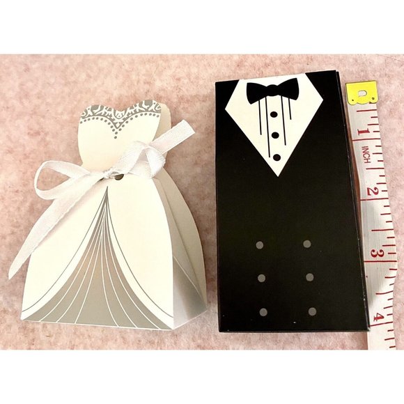 Bride and Groom Wedding Favor Gift Boxes 100 Count Per Pack 4”x2.5” Assembly Req - Picture 3 of 5